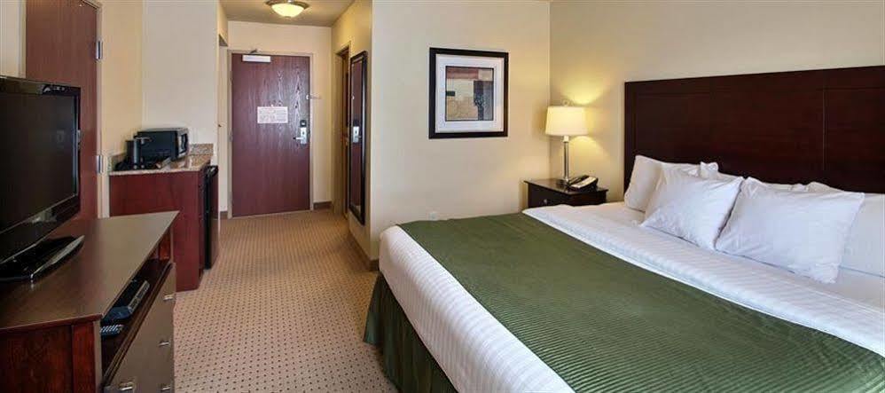 Cobblestone Inn & Suites - Eads Bagian luar foto