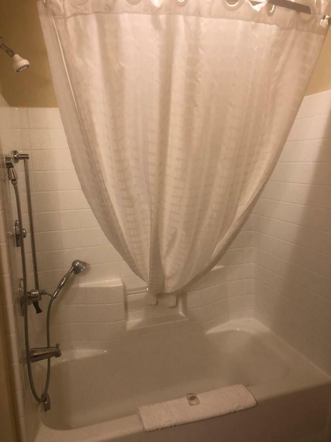 Cobblestone Inn & Suites - Eads Bagian luar foto