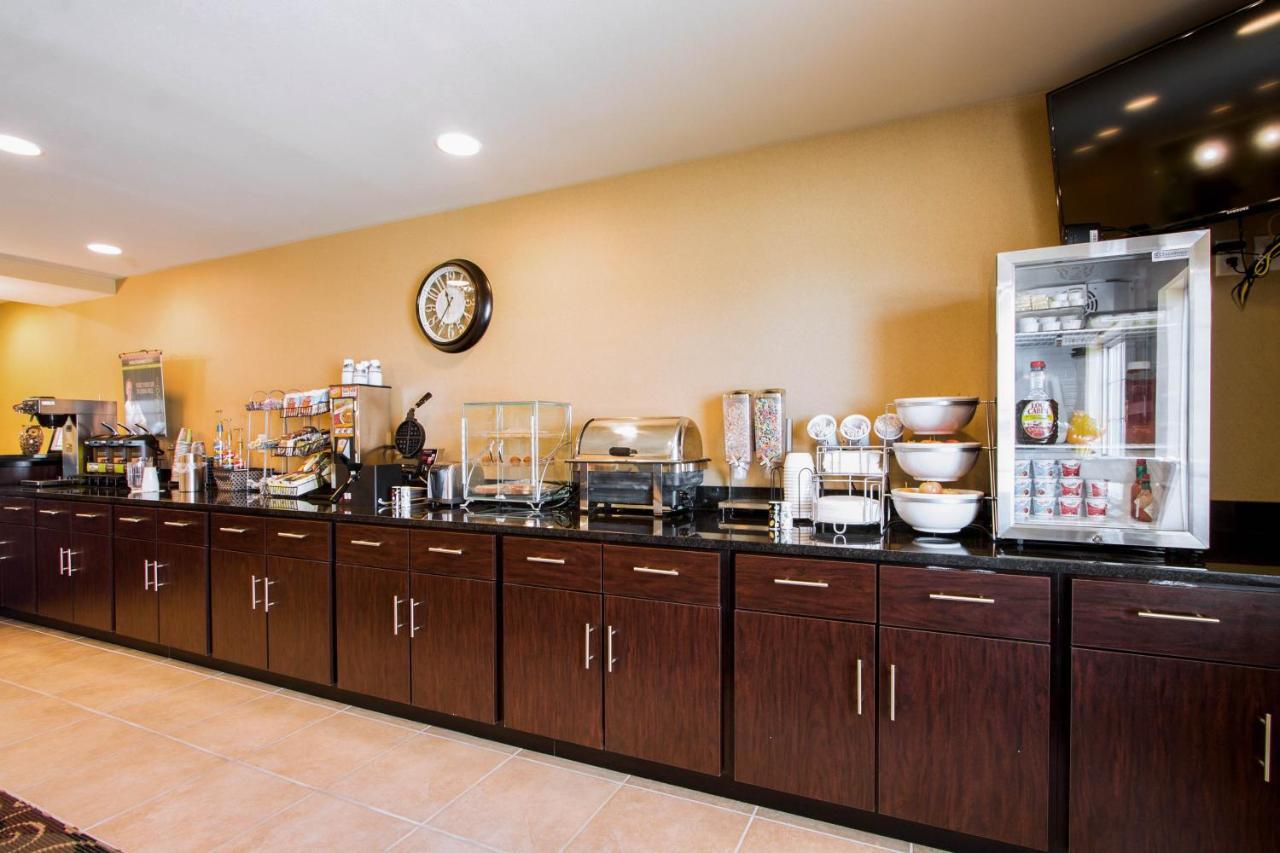 Cobblestone Inn & Suites - Eads Bagian luar foto
